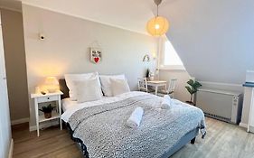 Kleine, Gemuetliche Apartments Im Herzen Von Buesum
